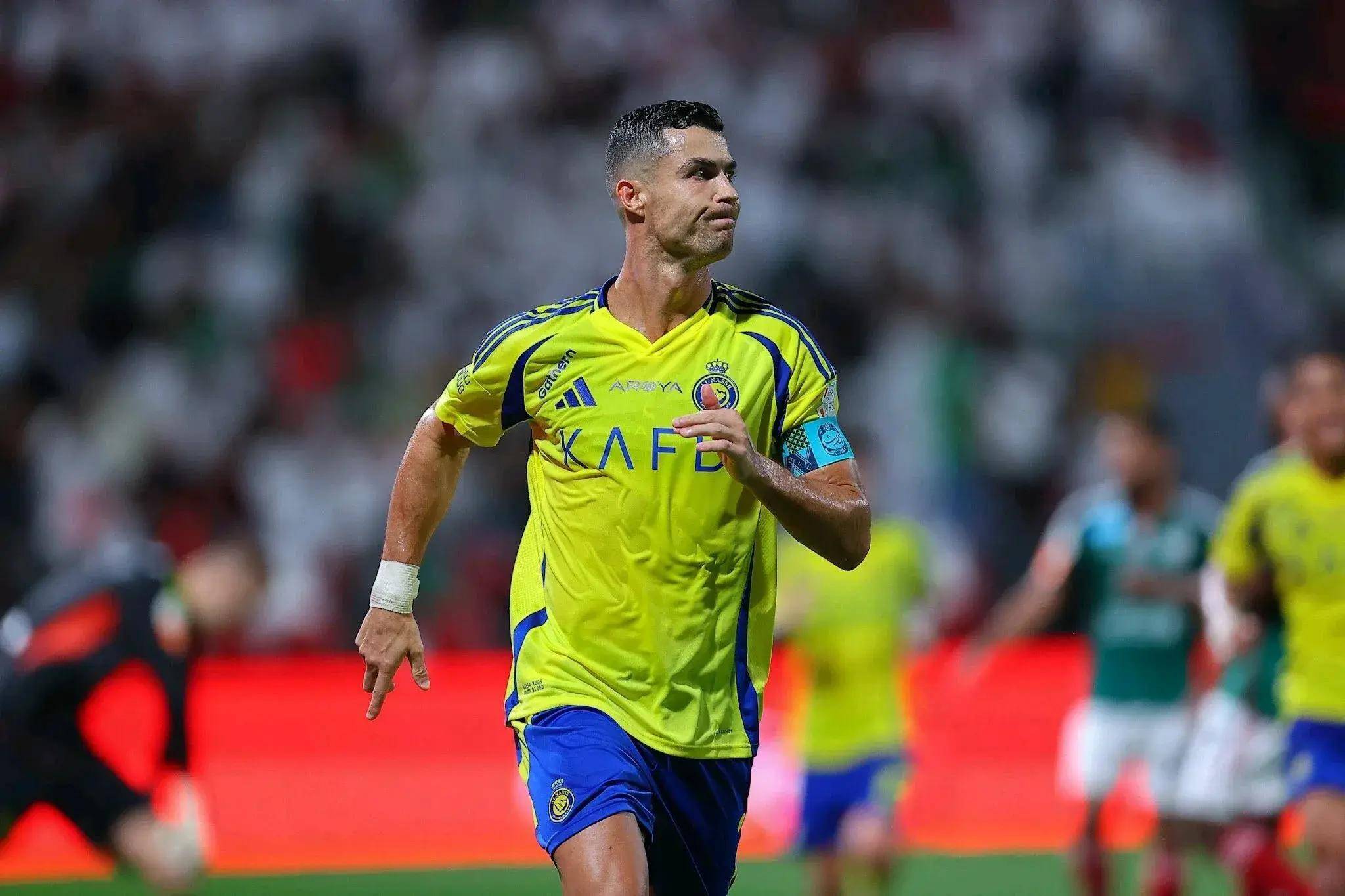 包含C罗遭遇十五连败，巴黎圣日耳曼教练面临压力！的词条