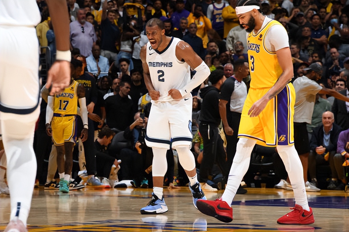 浓眉哥新星锐不可当表现突出，G2前途光明！再创辉煌时刻的简单介绍